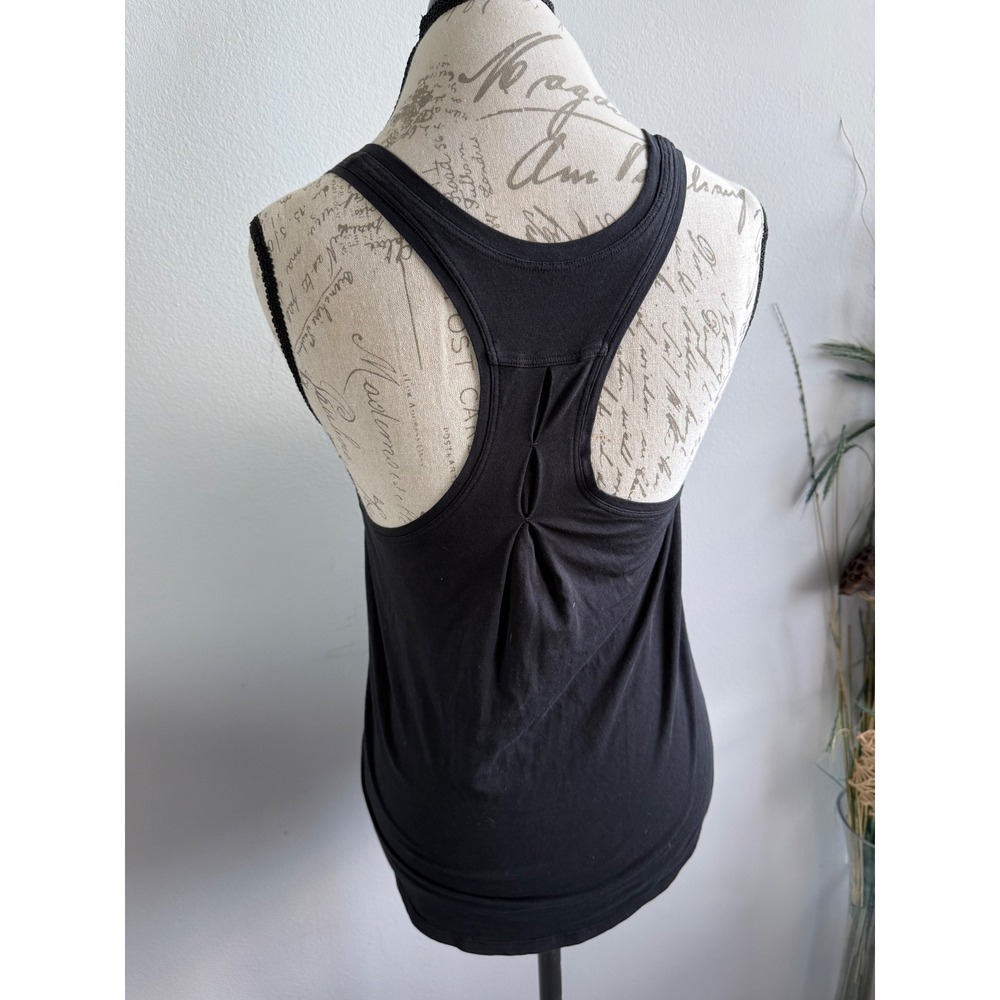 Lululemon Womens Black Racerback Tank Top Keyhole Cutout Activewear Size 4-6‎